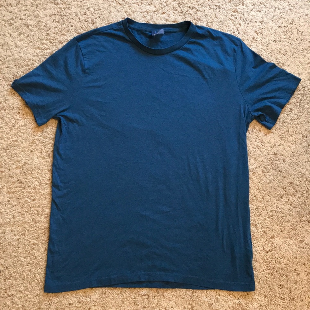 NWOT H&M XL SHIRT 👕
